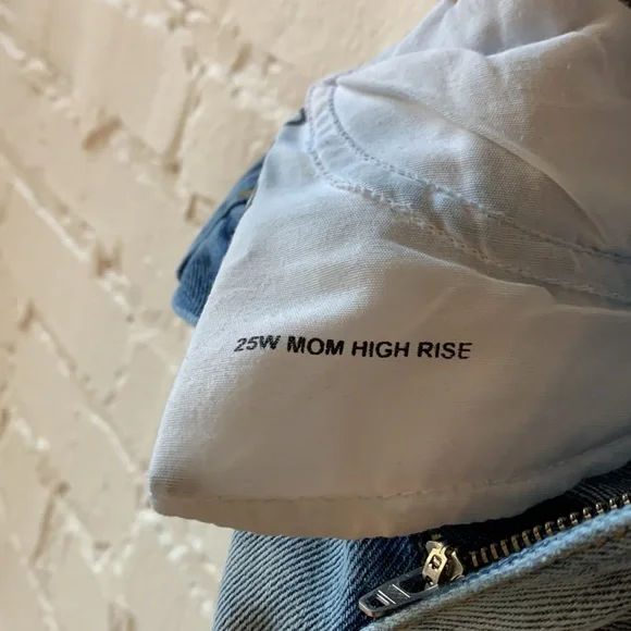 UO Ripped High Rise Jeans - Picture 7 of 7